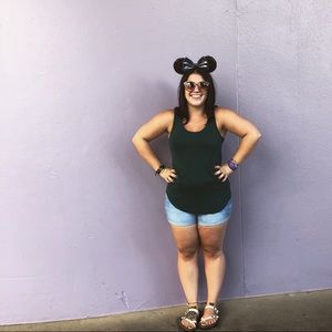 Meet your Posher, Courtney